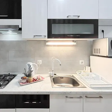 Apartment Beautiful In With Wifi Opuzen (Dubrovnik-Neretva)